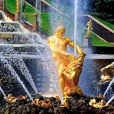 Весенний праздник фонтанов в Петергофе 2016
