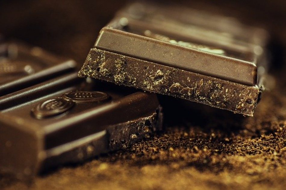 Шоколад отлично помогает кишечнику, установили ученые из Австралии