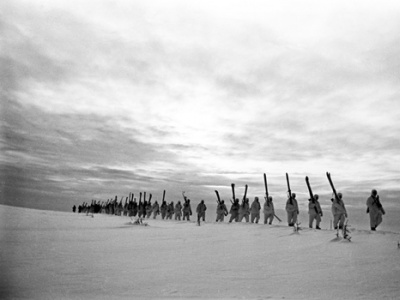 Фото Выставка Горячий лед Ладоги