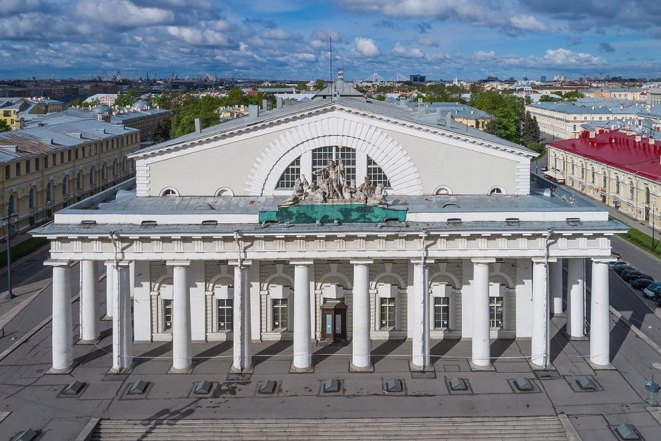 В 2024 году в Петербурге планируют завершить реконструкцию здания Биржи 