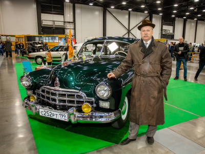 Фото Выставка старинных автомобилей и антиквариата Олдтаймер-Галерея 2023