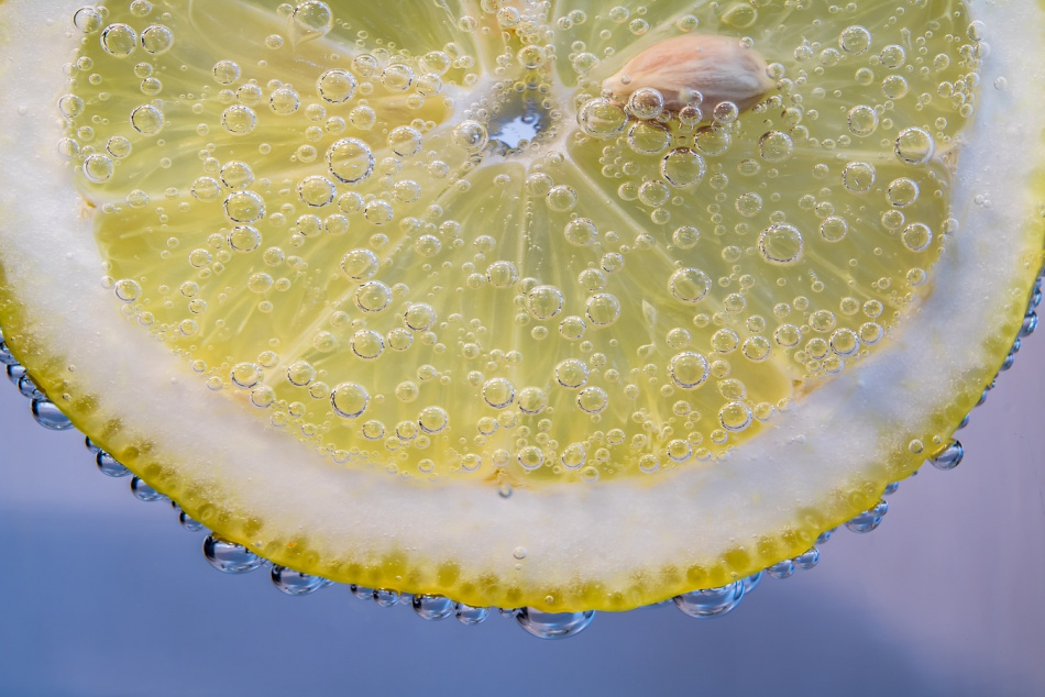 Развеян миф о пользе воды с лимоном 