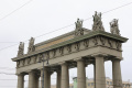 Скульптуры на Московские триумфальные ворота начнут монтировать в мае