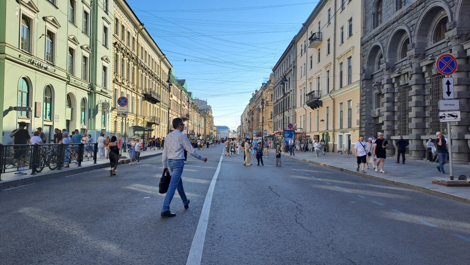 Министр юстиции выступил против переименования улиц Петербурга