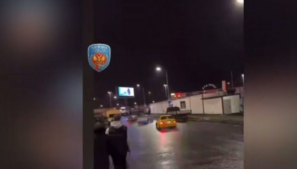 Участники ночного дрифта в Петербурге публично попросили прощения у горожан