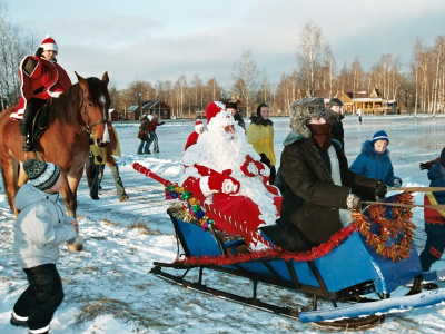 Фото Открытие резиденции главного Деда Мороза в Русской деревне «Шуваловка»