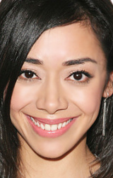  (Aimee Garcia)