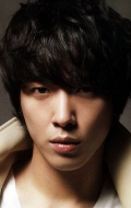  (Jung Yong Hwa)