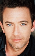  (David Faustino)