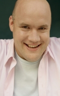  (Guy Branum)
