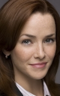  (Annie Wersching)