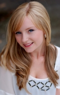  (Emma Grabinsky)