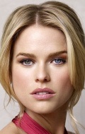  (Alice Eve)