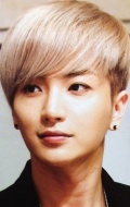  (Lee Teuk)