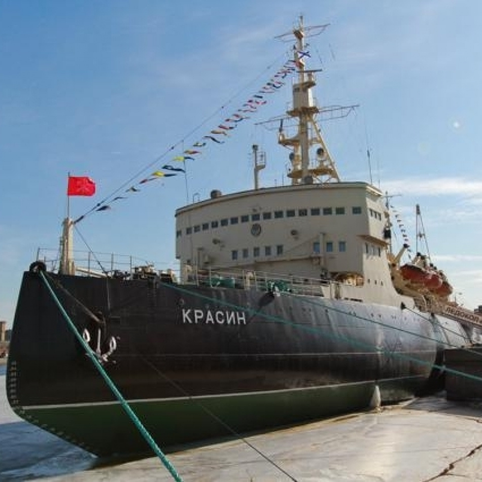 "Красин" открыл верхнюю палубу для посетителей