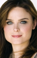 (Emily Deschanel)