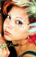  (Anna Tsuchiya)