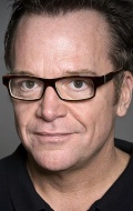  (Tom Arnold)