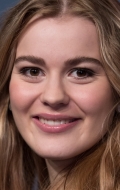  (Emmelie de Forest)
