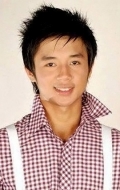  (Yves Flores)