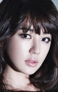  (Yun Eun Hye)