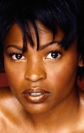  (Nia Long)