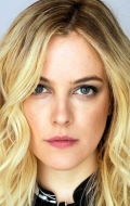  (Riley Keough)