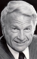  (Eddie Albert)