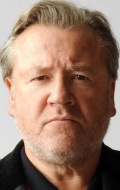  (Ray Winstone)