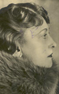  (Julia Serda)