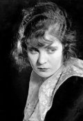  (Mae Marsh)