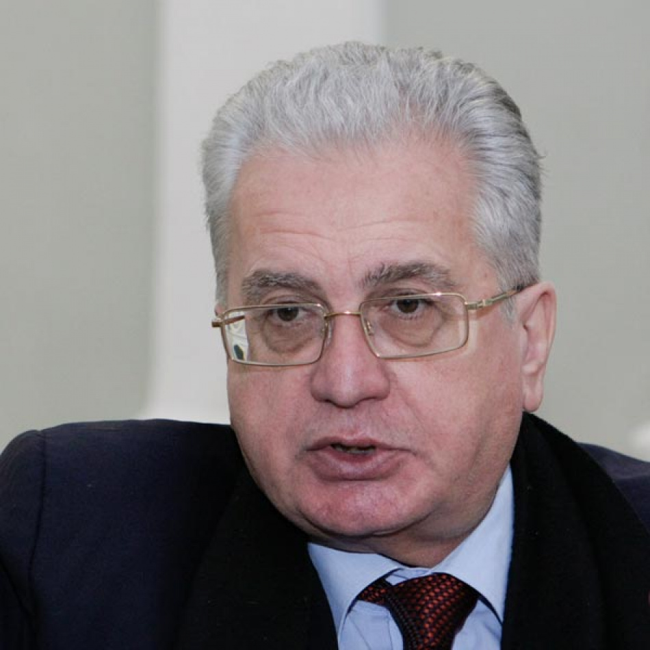 Пиотровский предложил запретить передачу музеев РПЦ