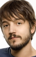  (Diego Luna)