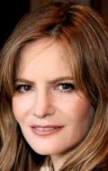  (Jennifer Jason Leigh)