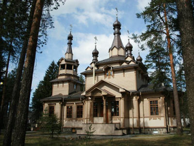 Фото Храм преподобного Серафима Саровского в п. Песочный 