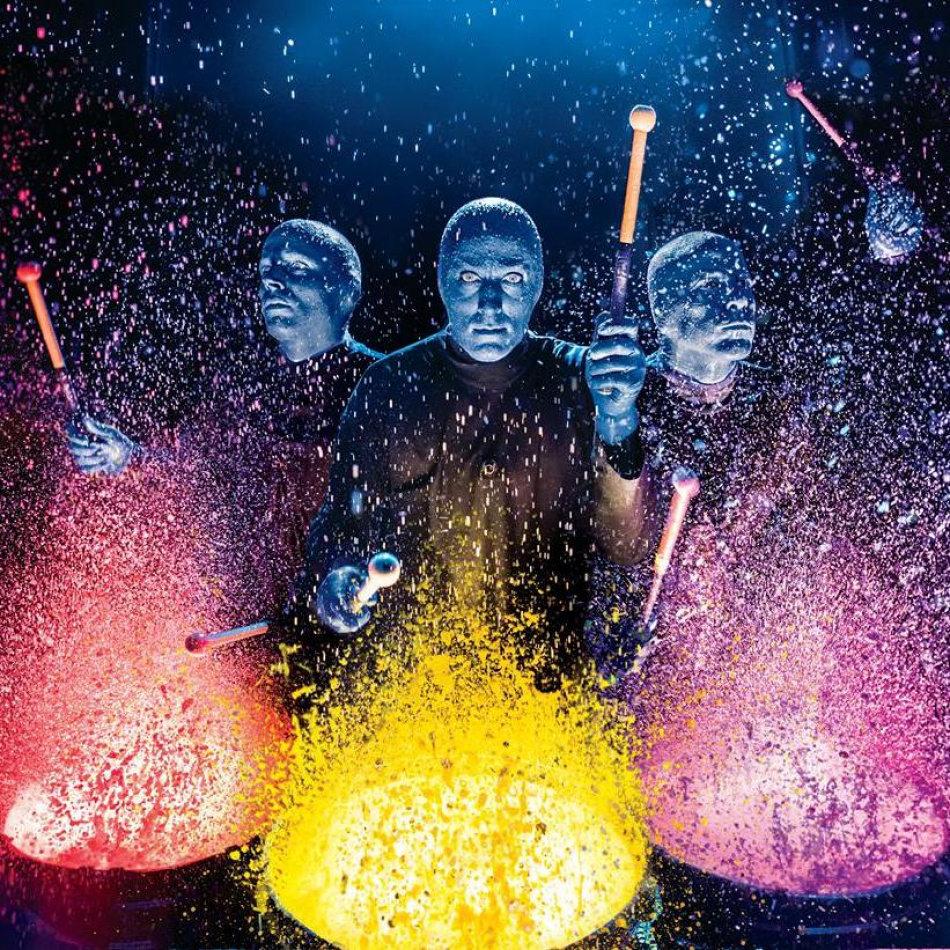 В Петербург приедет известное шоу Blue Man Group