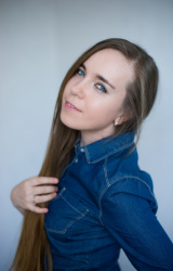  (Evgeniya Karatigina)