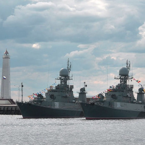 Посещение военных судов в Кронштадте