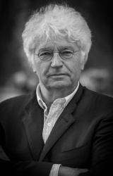  (Jean-Jacques Annaud)