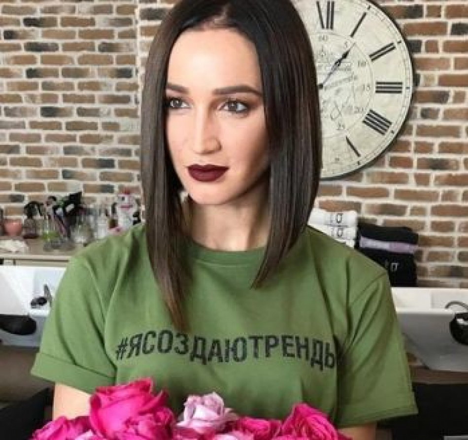 Бузова выпустила второй сольный альбом
