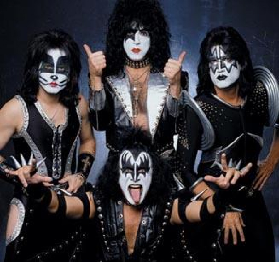 Группа Kiss приедет в Петербург с прощальным концертом