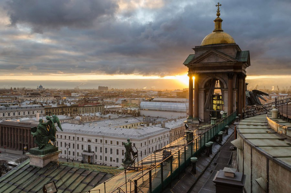 Попасть на колоннаду Исаакия в 2019 будет невозможно