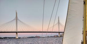 Флотилия шутов Петра I и посвящение в моряки: гид по фестивалю Anyships Fest Флотилия шутов Петра I и посвящение в моряки: гид по фестивалю Anyships Fest