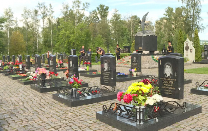 Память экипажа подлодки «Курск» почтили в Петербурге