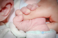 Полугодовалый младенец с синдромом сонного апноэ умер в квартире на Плесецкой
