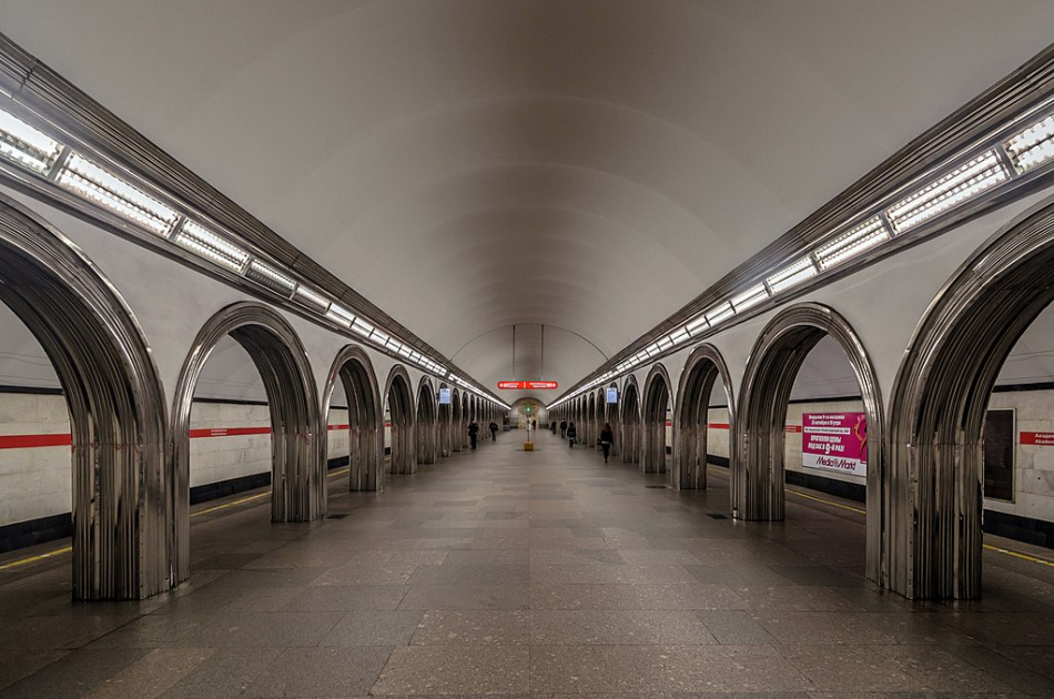 Проезд в метро Петербурга может подорожать до 50 рублей