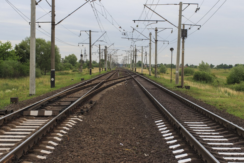 В электричках Петербурга начнут принимать банковские карты