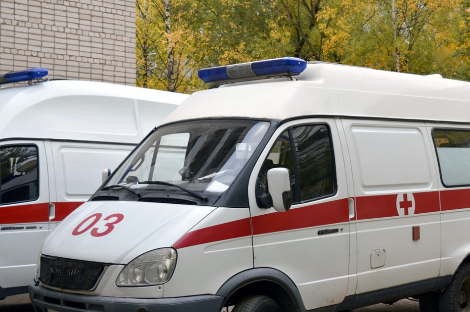 Ребенок потерял сознание после падения с батута в Колпино
