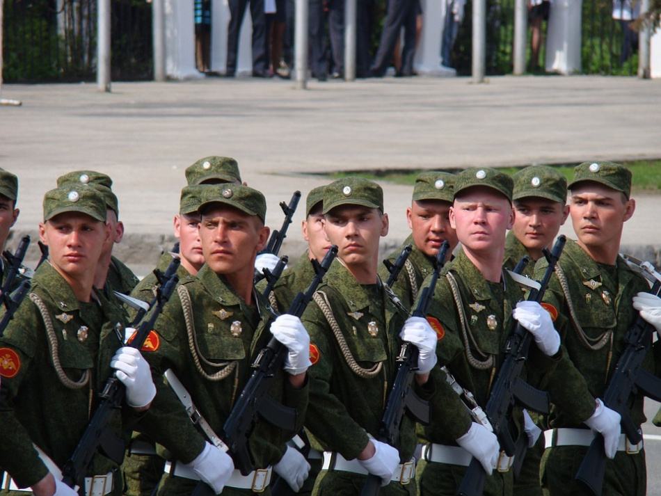 2600 петербуржцев призовут в армию этой осенью