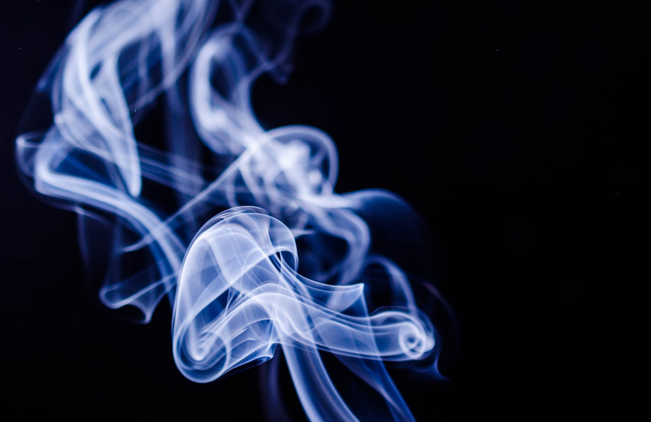 Свободные от дыма: В Петербурге планируют запретить курить кальяны на кухнях в коммуналках
